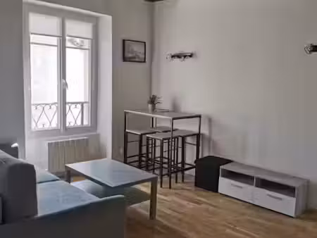 location meublée appartement 2 pièces 26.28 m² à athis-mons (91200)  775 €