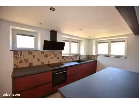charmante maison f3 de 91 m² rénovée avec goût