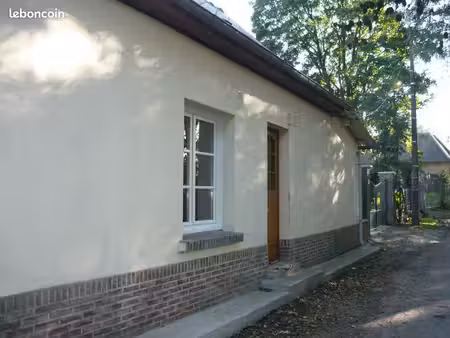maison plein pied 2 chambres + cour + garage