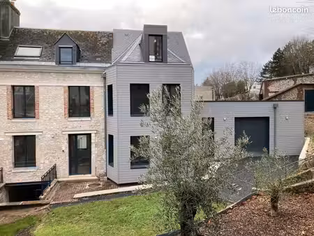 maison 7 pièces 180 m2 avec jardin 800 m2