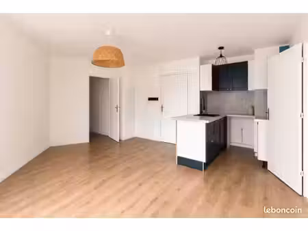 à louer – bel appartement t3 de 58 m² avec terrasse de 11 m² et parking