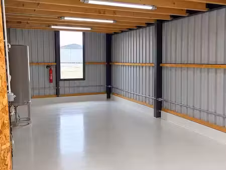 local professionnel 20 m² – atelier / stockage / activité artisanale – dahouët