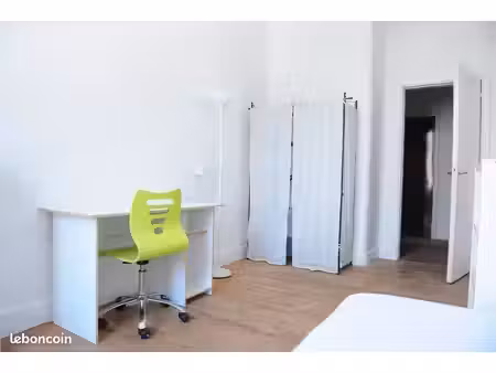 loue chambre meublée étudiant