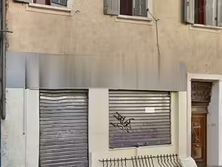 local commercial à vendre