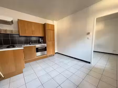 location appartement 1 pièce 22 m² à metz (57000)  450 €