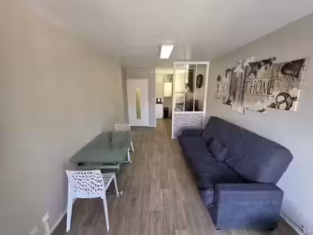 location meublée appartement 1 pièce 31 m² à nancy (54000)  540 €