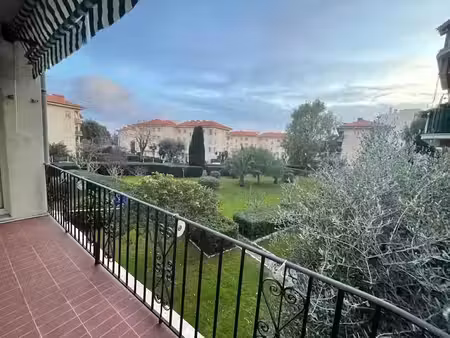 location meublée appartement 3 pièces 61.89 m² à nice (06000)  1 363 €