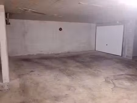 vends box / garage sécurisé 14 m² – grasse  le plan