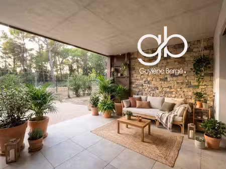 superbe t2 de 53m2 avec jardin terrasse et piscine - saint-c
