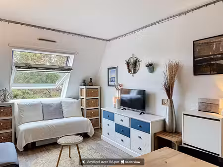 studio cabourg  environ 300 mètres de la mer !