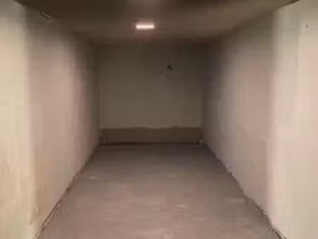 box fermé sécurisé – paris 18e – 67 rue de la chapelle