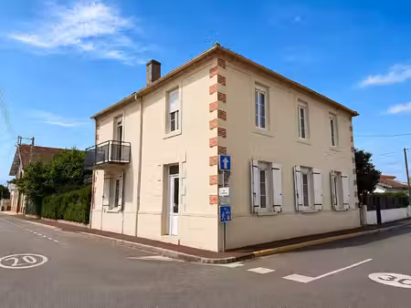 gujan-mestras - centre de mestras - idéal cabinet médical ou paramédical