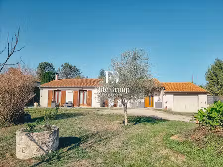 à vendre maison de plain-pied saint amant de boixe- 6 pièces -121 m²