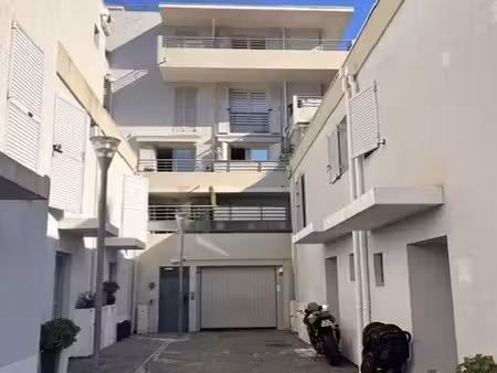 appartement 3 pièces avec parking – la trinité - exclusivité