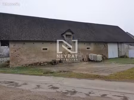 ferme 2 pièces 350 m²