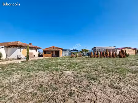 chalet 5 pièces 143 m²