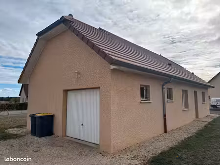 maison 4 pièces 74 m²