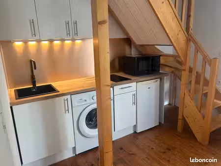 duplex lumineux meublé avec cuisine neuve  jardin et parking – 10 min à pied de savoie tec