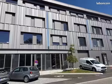 bureaux 51 m² grésy-sur-aix