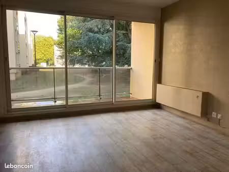 appartement 45 m2 proche abbaye de l’epau