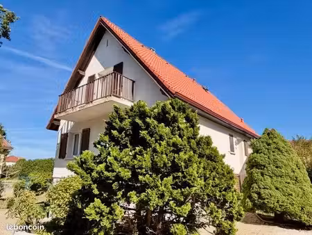 maison 6 pièces 104 m²