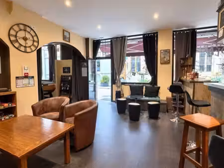 à louer ou à vendre