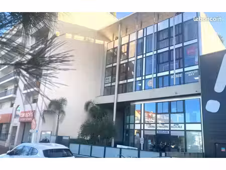 bureaux 103 m² cannes