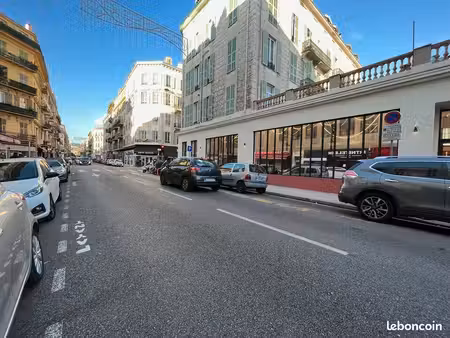 fonds de commerce 46 m² nice