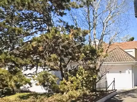villa 6 pièces 130 m²