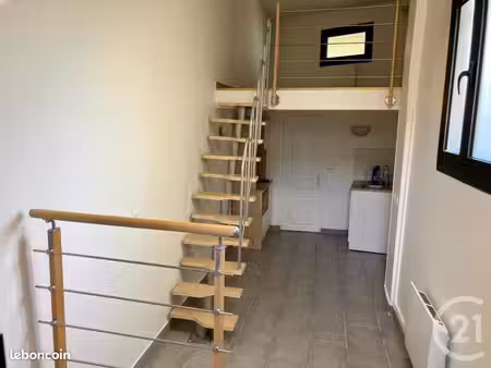 studio 1 pièce 13 m²