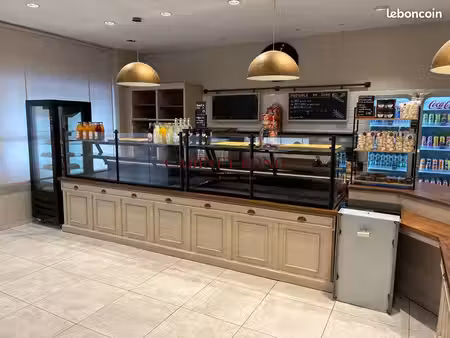 boulangerie  pâtisserie 200 m² voisins-le-bretonneux