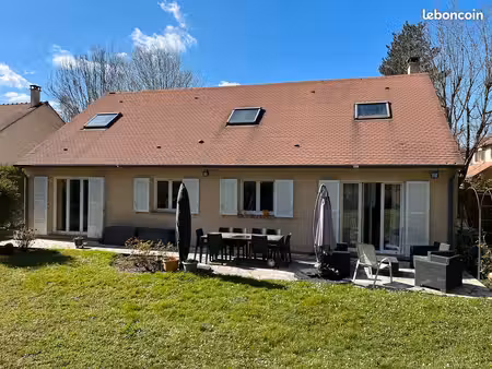 maison 200m2 5 chambres 3 sdb bailly
