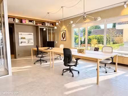bureau équipé à louer – 350 ht/mois – tresserve
