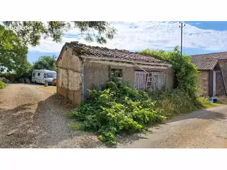 parking/box 542 m² la boissière-en-gâtine