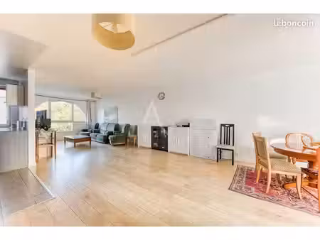 duplex 5 pièces 96 m²