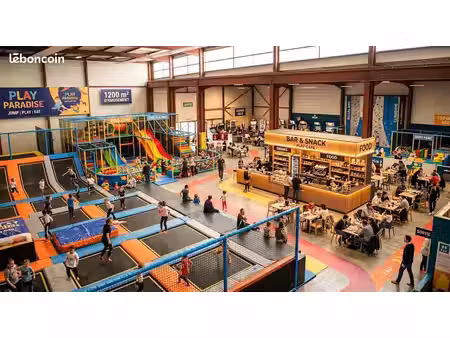 fonds de commerce 1200 m² ville-la-grand
