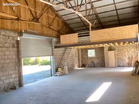 entrepôt /atelier sécurisé