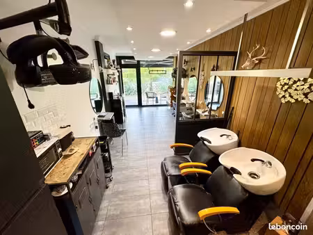 local commercial a louer