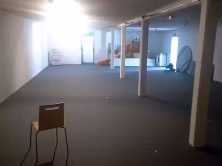 local commercial