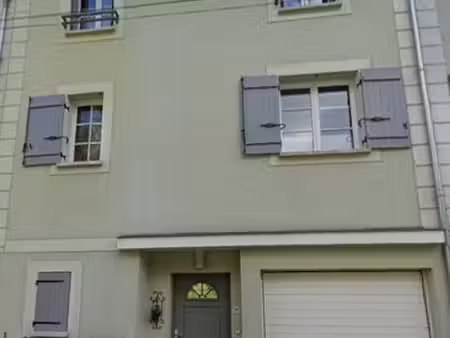 maison de ville atypique  118m2  5 pièces septeuil