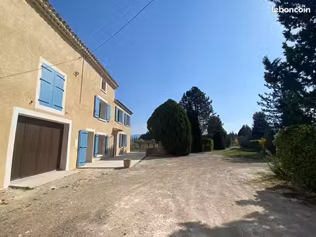 mas 6 pièces 166 m²