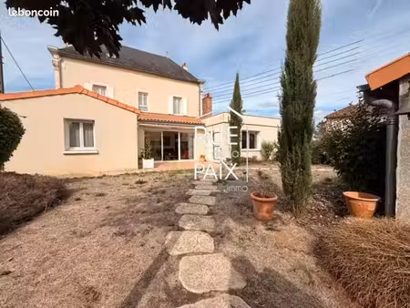 propriété 7 pièces 154 m²
