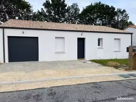 maison à louer 87 m² mouilleron le captif