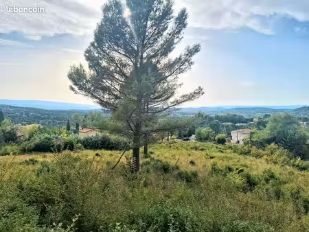 terrain 1 246 m² apt