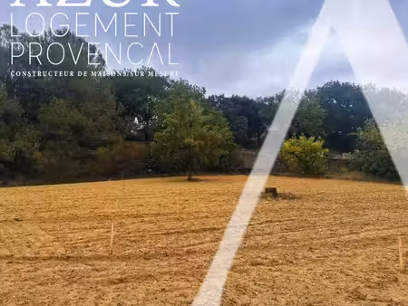 exclusivité à lauris : terrain 628 m² viabilisé  hors lotissement