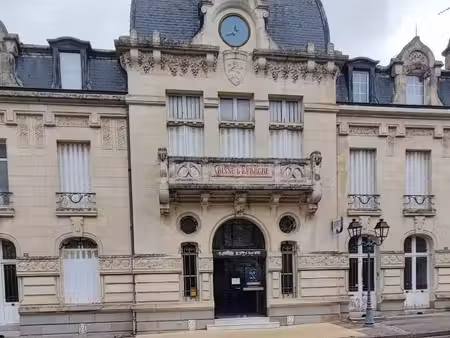 local commercial 163 m²
