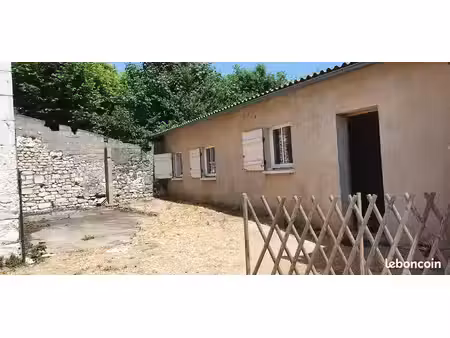 maison t3 de plain-pied 65 m² avec cour privative – 15 min de châtellerault