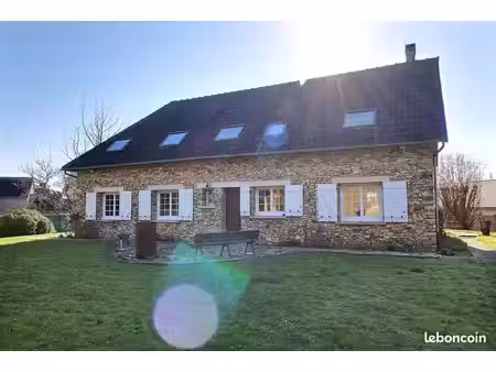 maison 8 pièces 202 m²