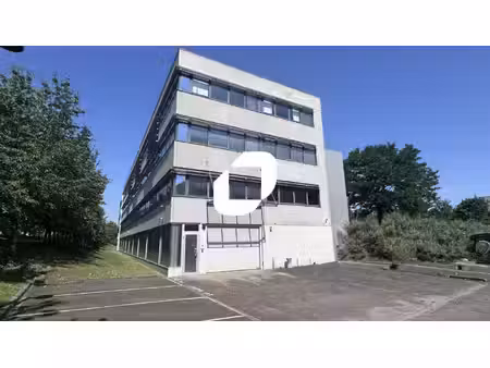 local d'activités à louer
