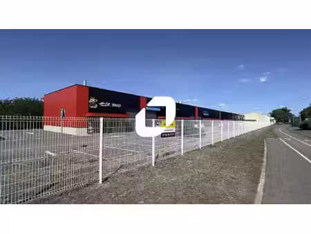 local d'activités à louer